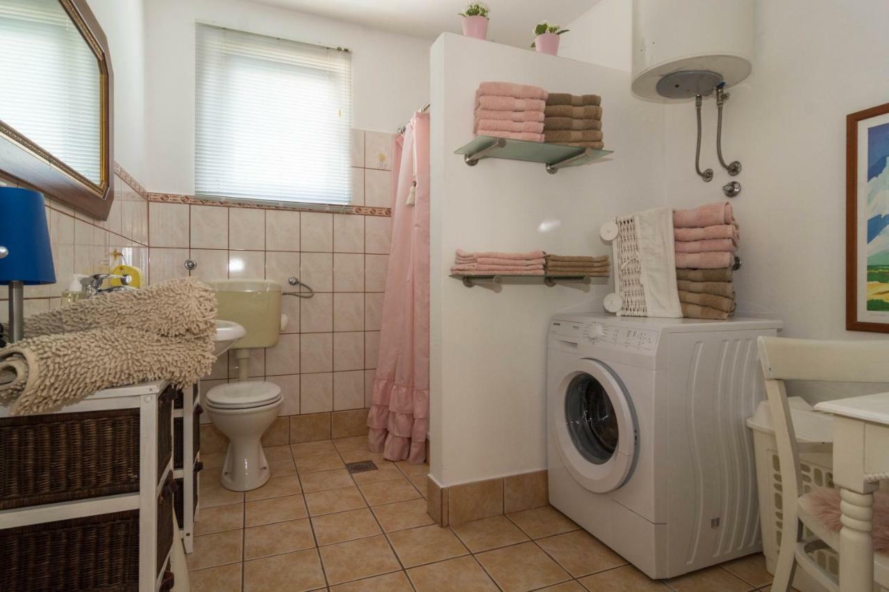 Apartman Felice Starigrad Exterior photo